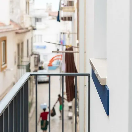 Feel - Boutique Назаре